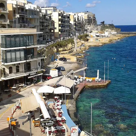 Attard Seafront 3 In Marsalforn Lägenhet *
